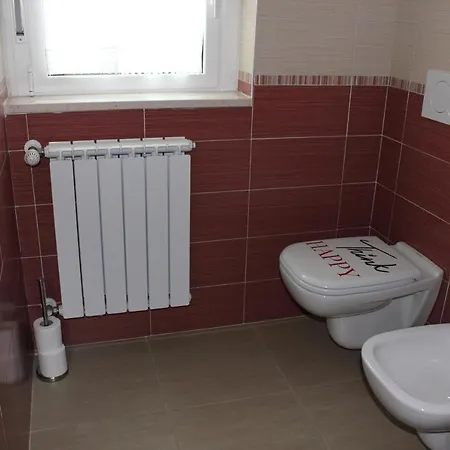 Coco's Bed & Breakfast 3*