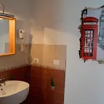 Coco's Panzió Bari